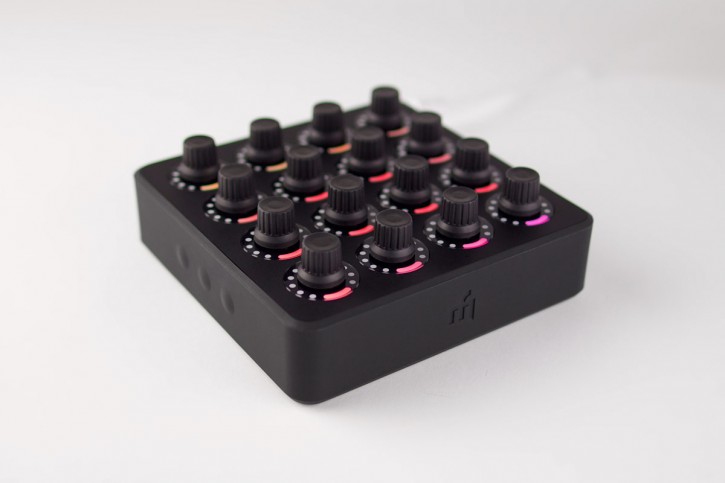 DJ TechTools Midi Fighter Twister schwarz