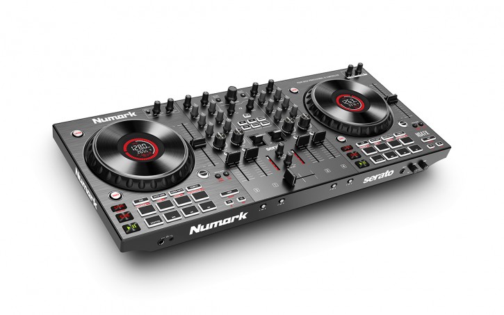 Numark NS4FX