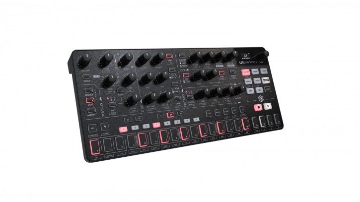 IK Multimedia UNO Synth Pro X