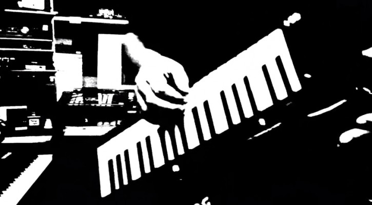 Korg RK 100S Keytar , spielt der Chef