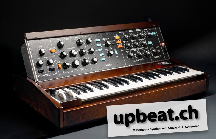 Moog Minimoog Model D 2022