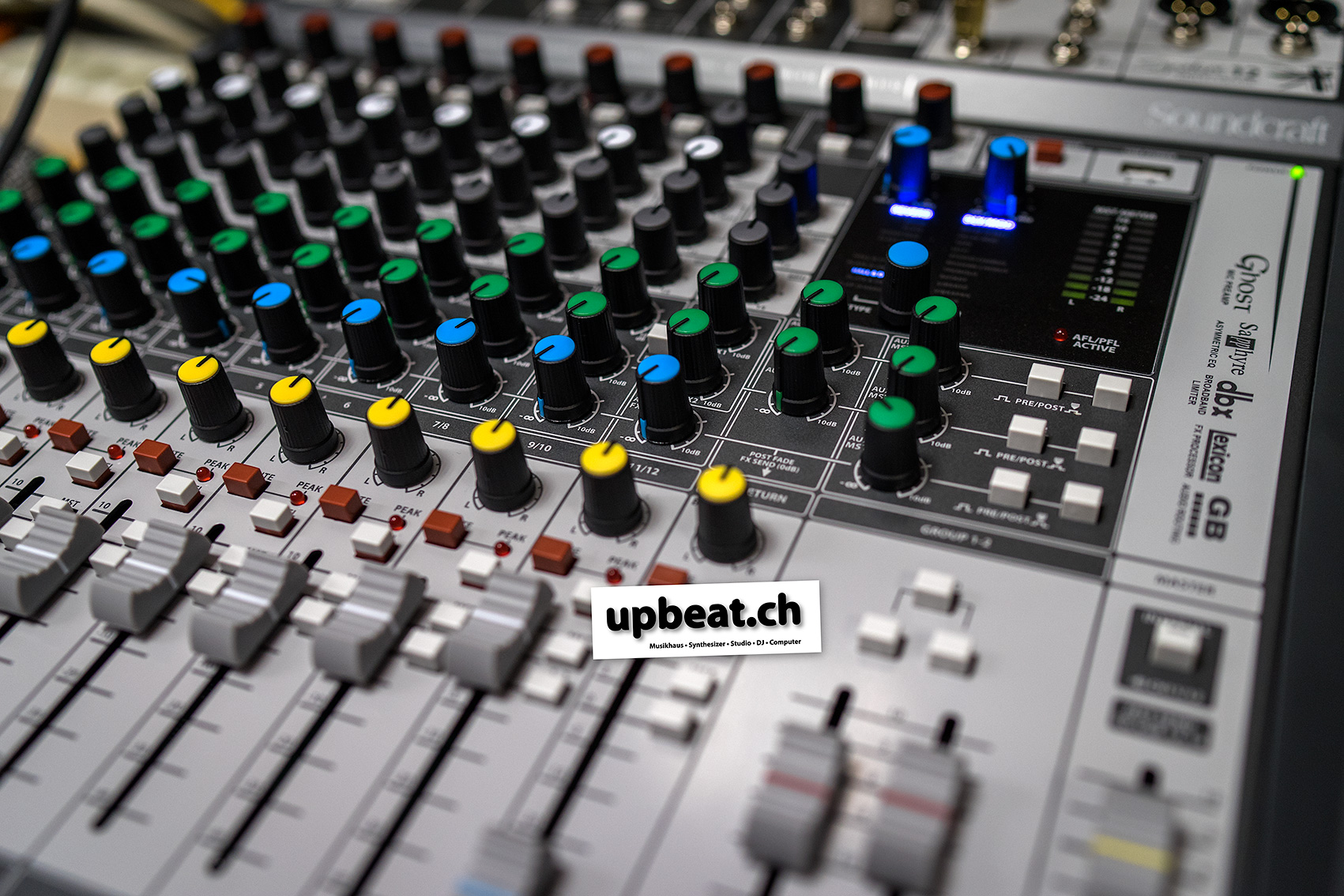 Soundcraft Signature 12 MTK