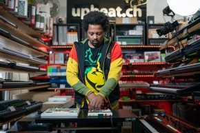 Teenage Engineering EP-40 RIDDIM + EP2350 The Ting Launch Kit