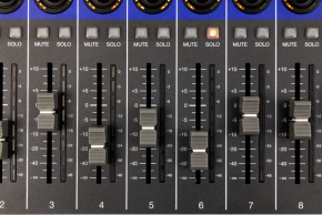 Zoom LiveTrak L-12next