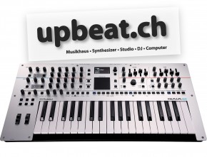 Roland GAIA 2 Synthesizer