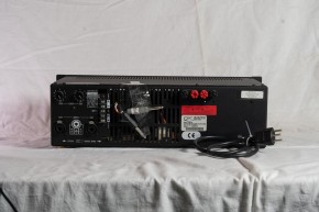 QSC Audio USA 400 Amplifier (Occasion)