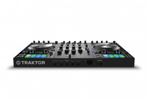 Native Instruments Traktor Kontrol S4 MK3