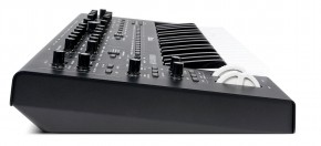 Moog Messenger